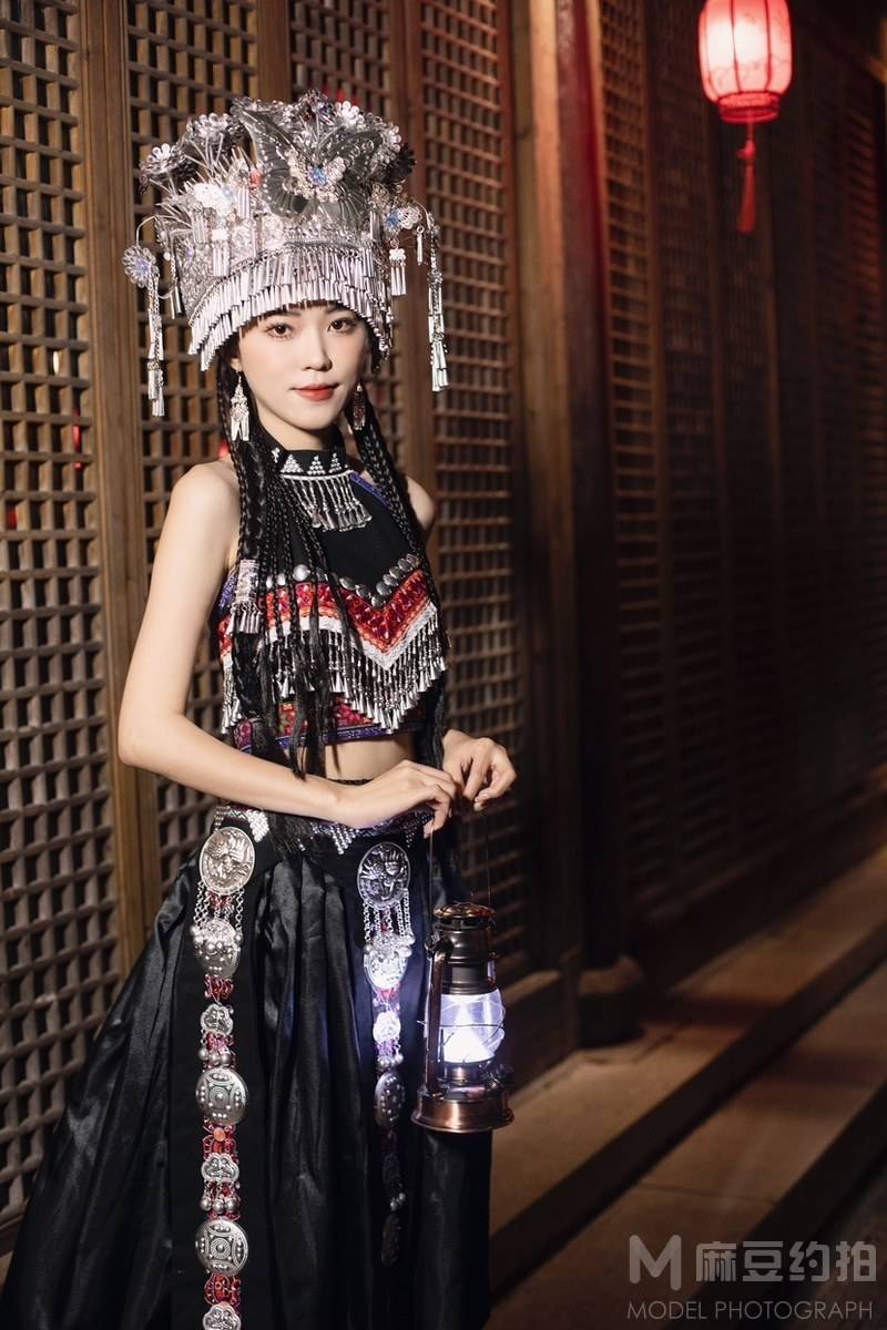 汉服模特