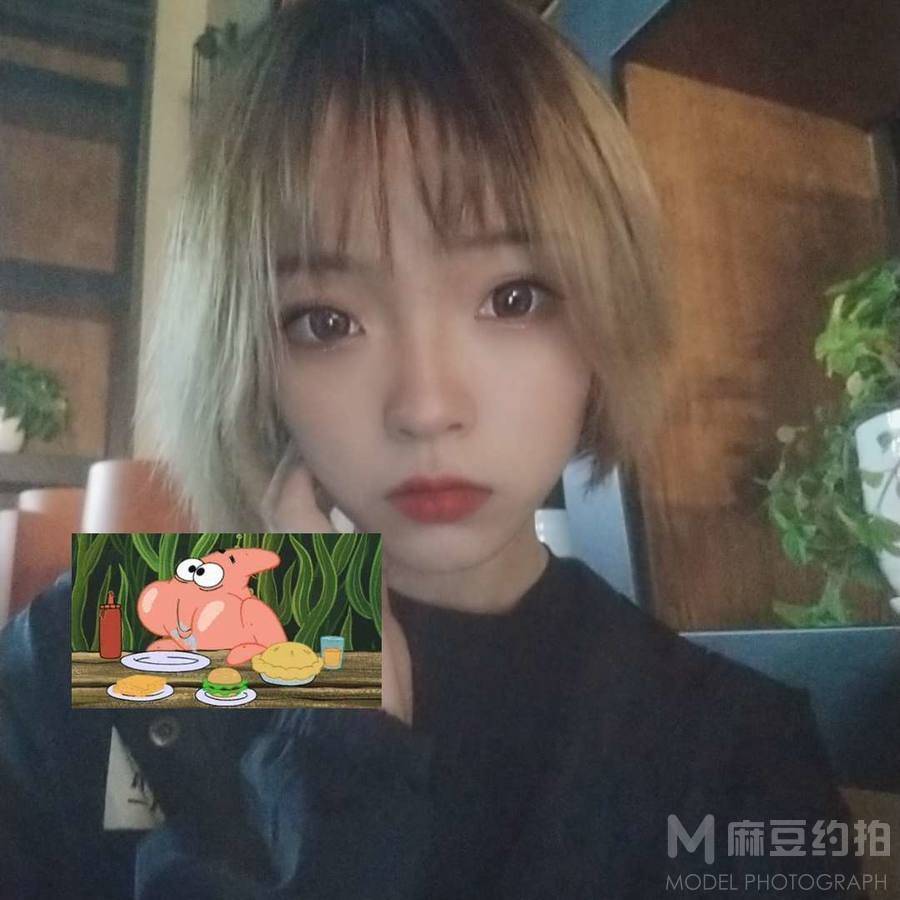 少女模特