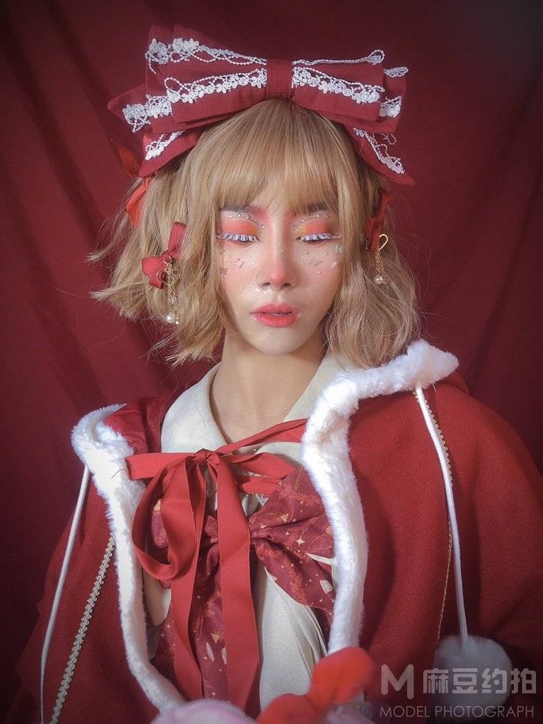 妆容模特