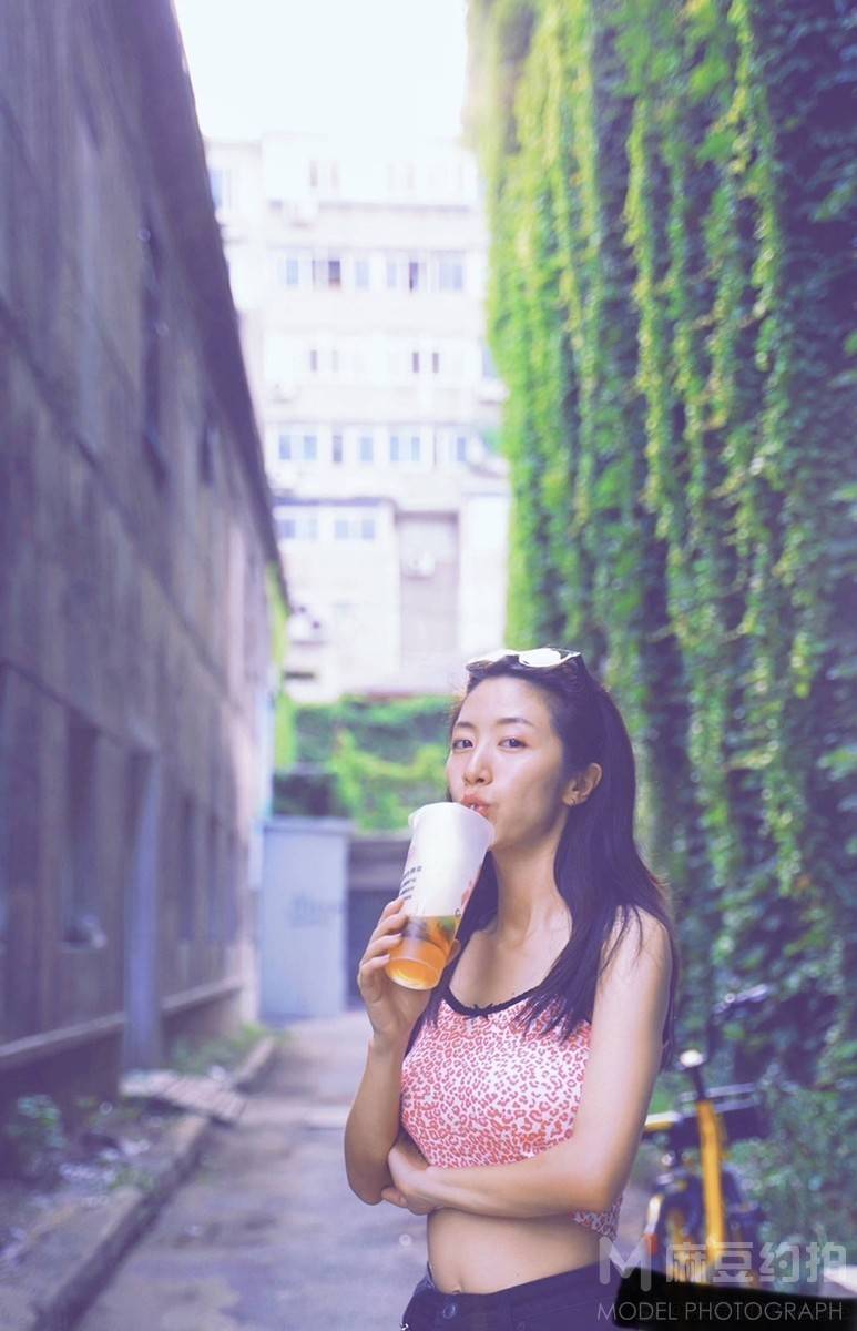 清新模特