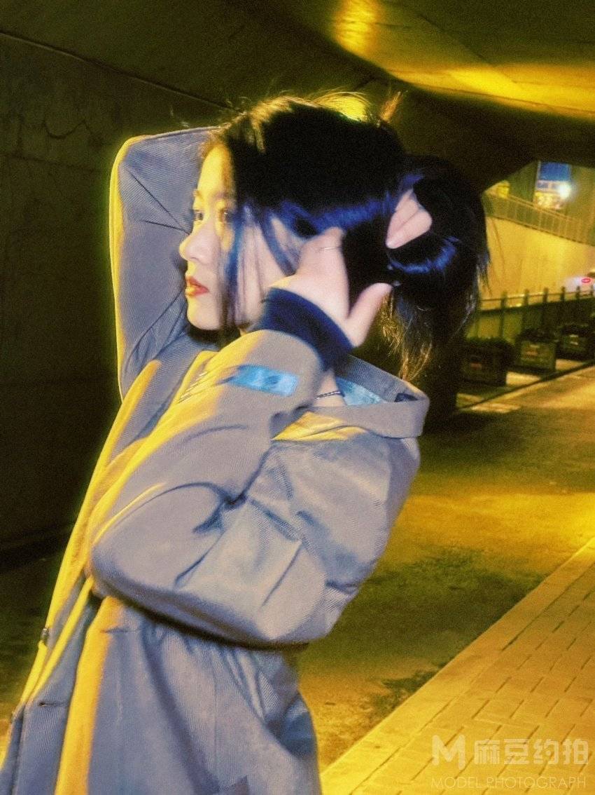 夜景模特