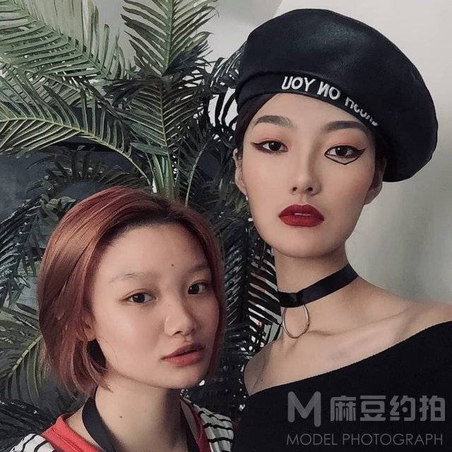 暗黑模特