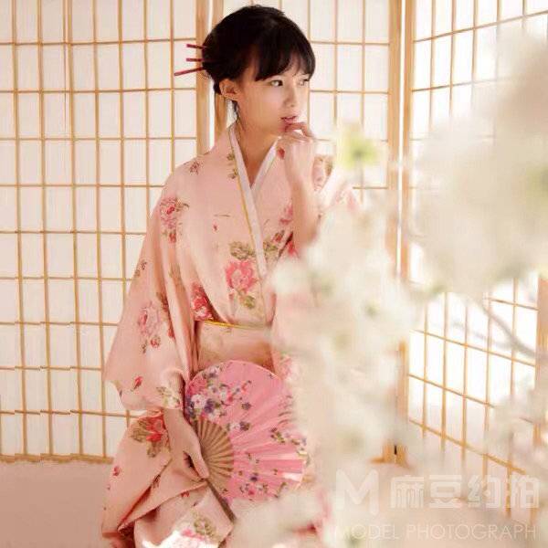 和服模特