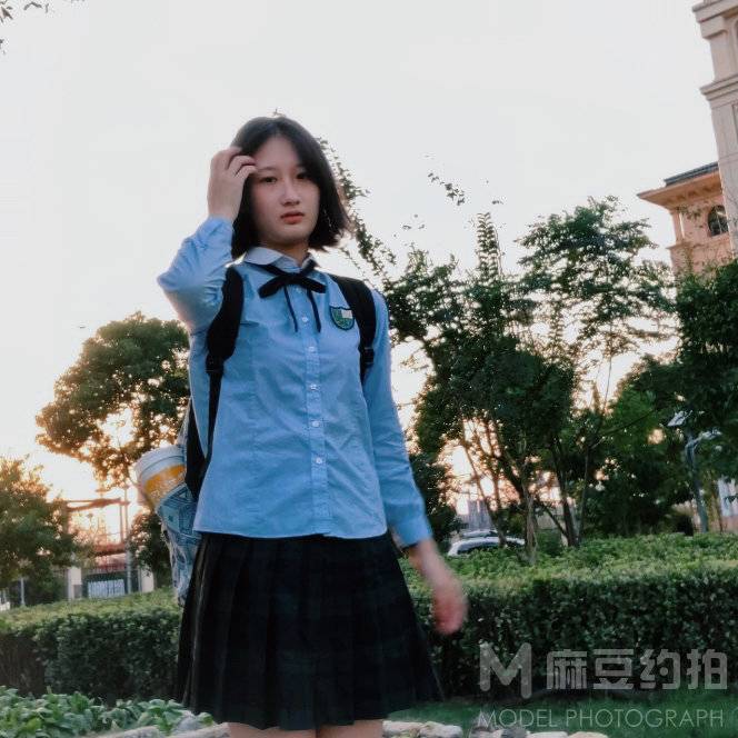 校园模特