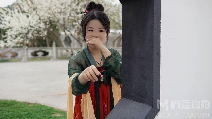 汉服模特