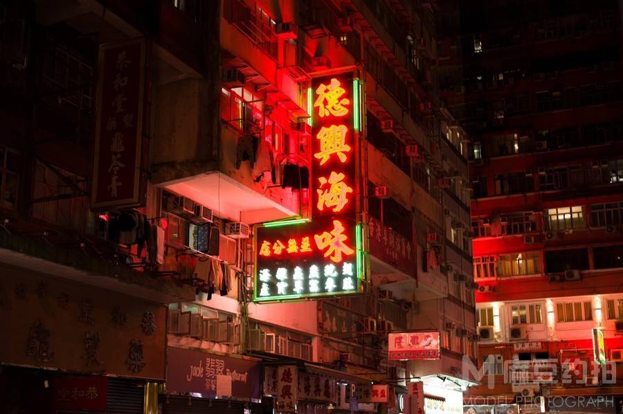 夜景模特