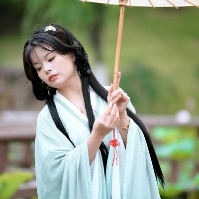 汉服模特