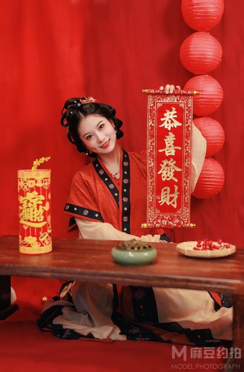汉服模特