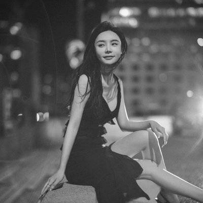 黑白模特