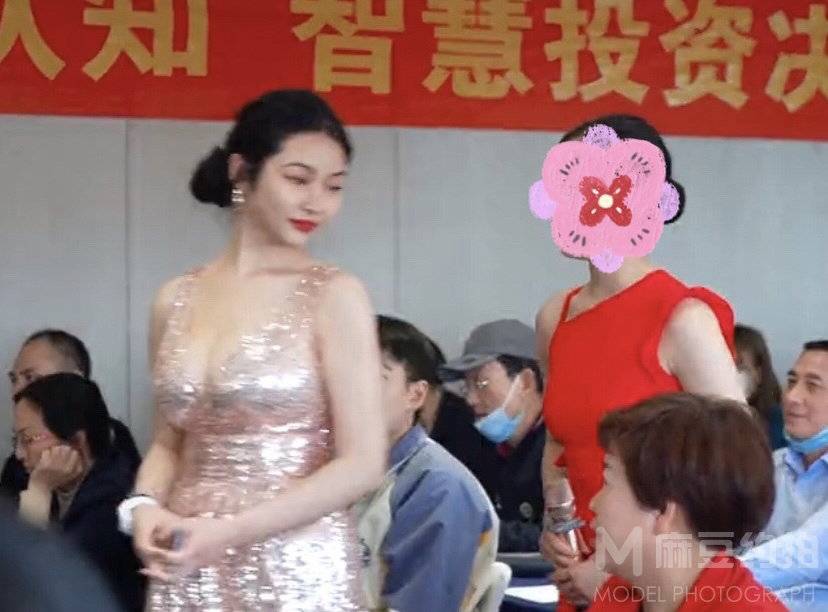 民国模特