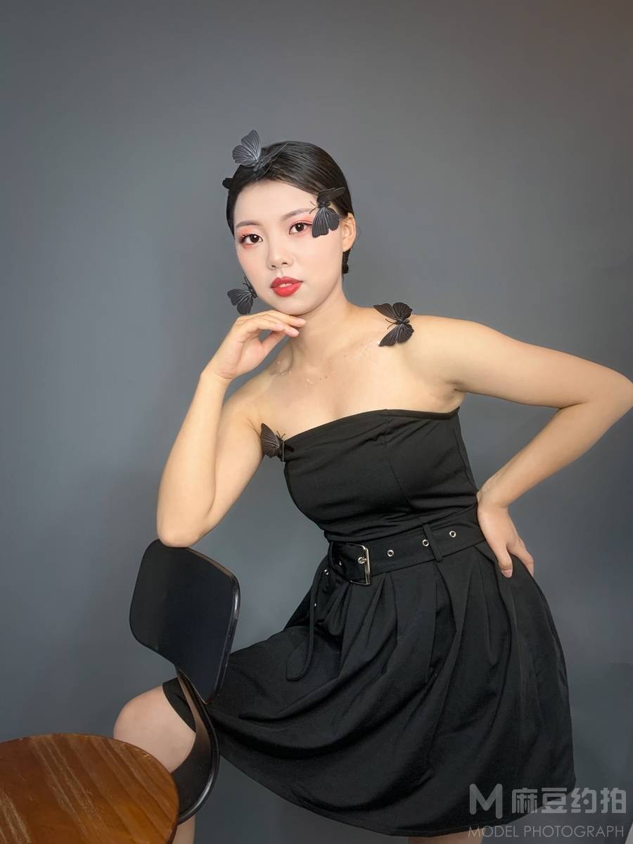 暗黑模特