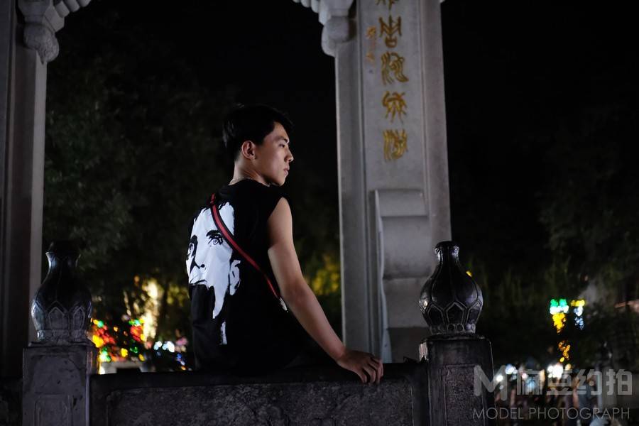 夜景模特