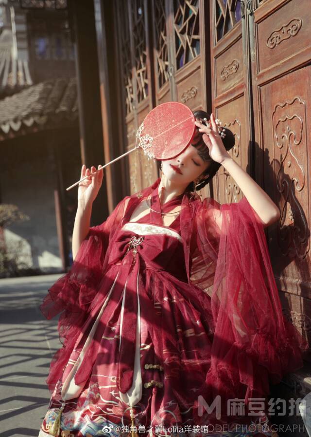 汉服模特