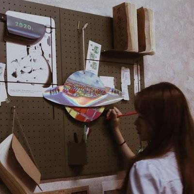 情绪模特