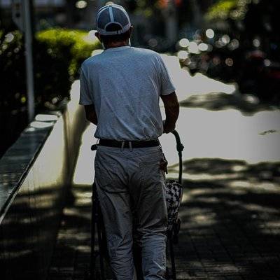 黑白模特