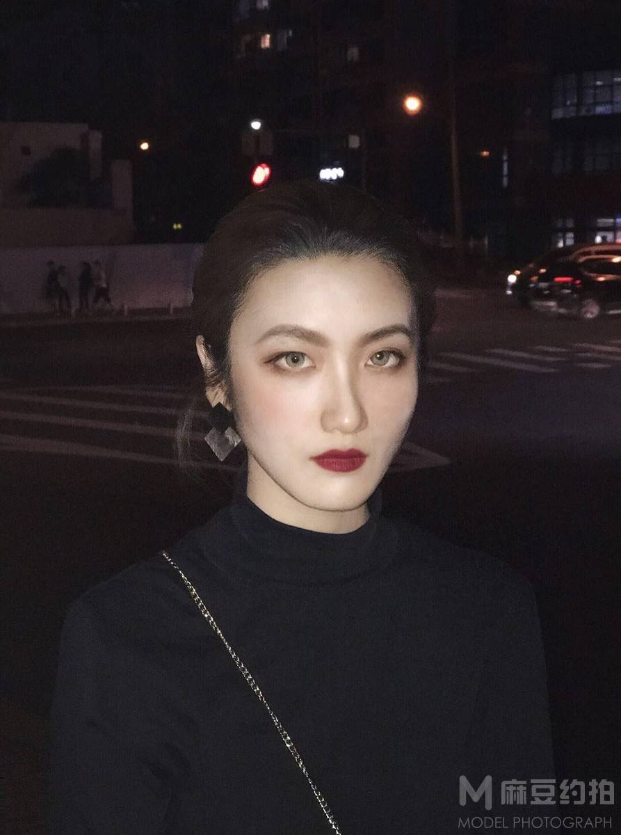 夜景模特