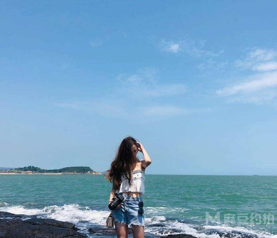 黑白模特