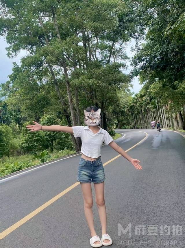 校园模特