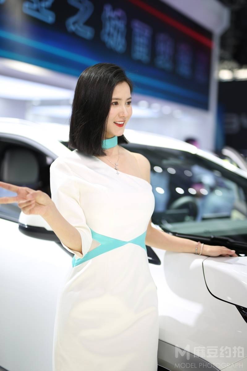 宝丽来模特