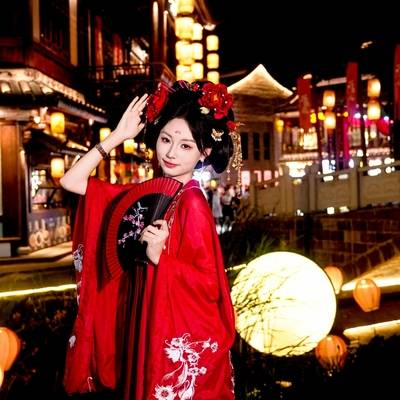 汉服模特