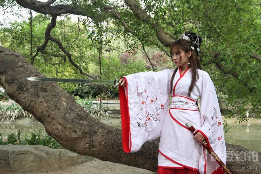 汉服模特