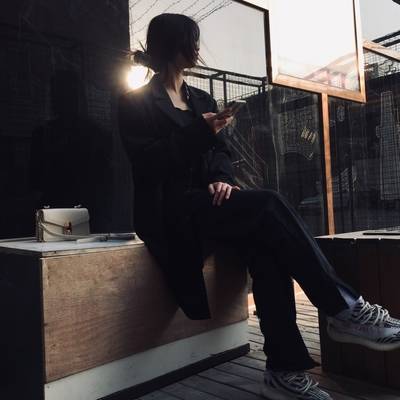 黑白模特