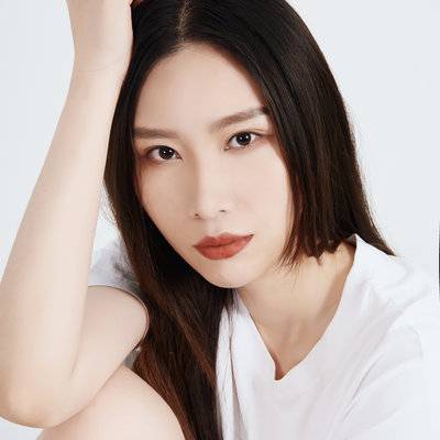黑白模特