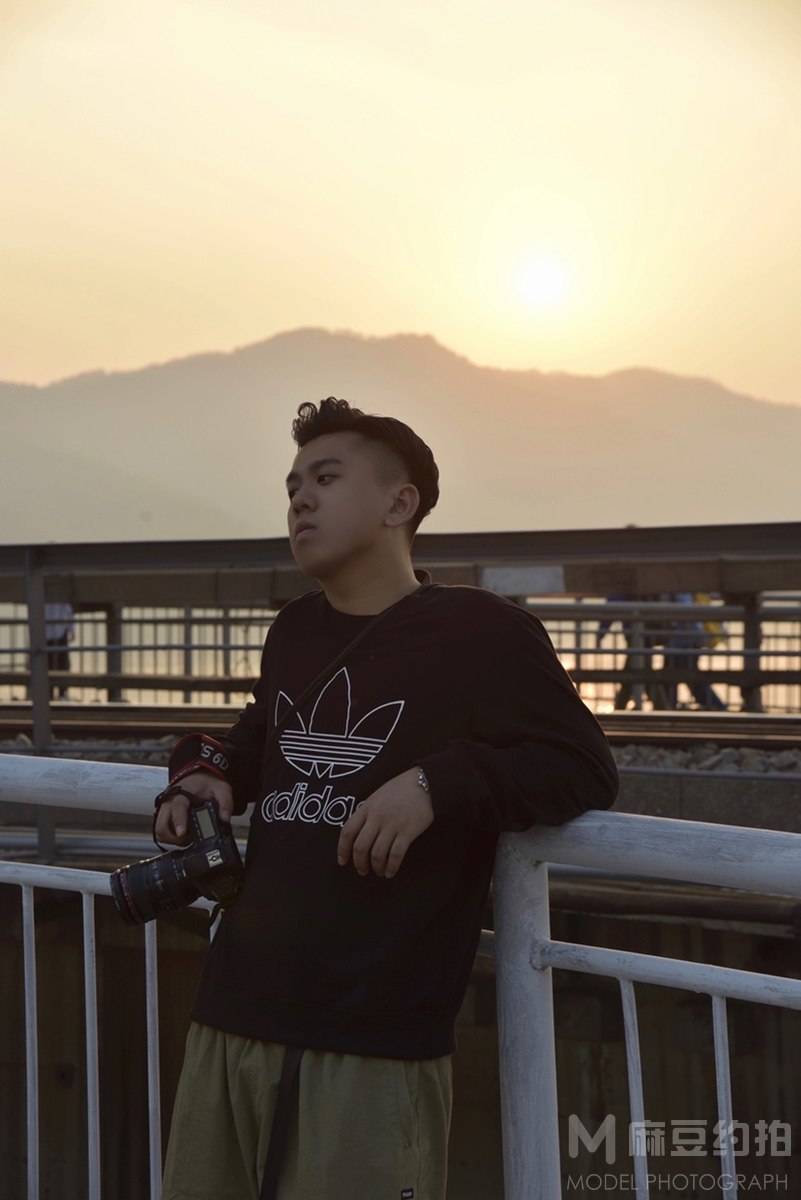 黑白模特