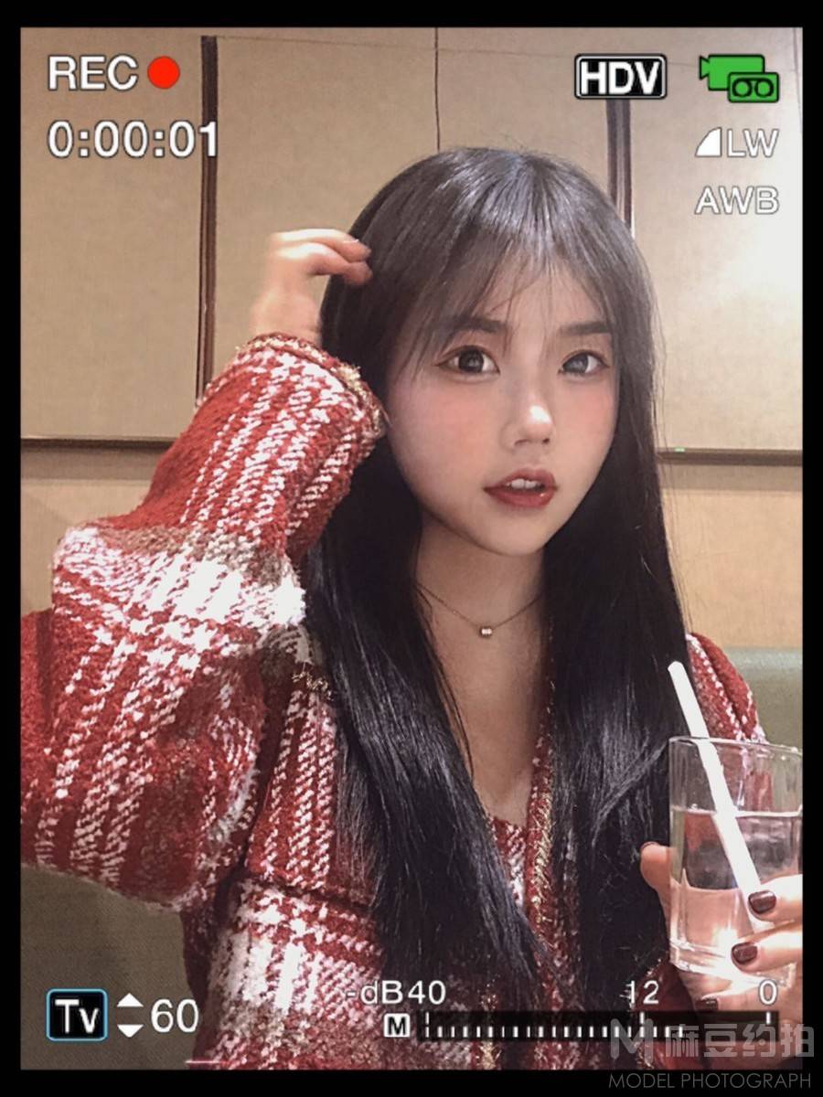 妆容模特