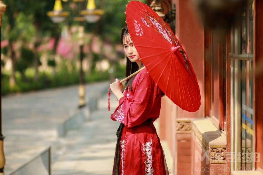 汉服模特