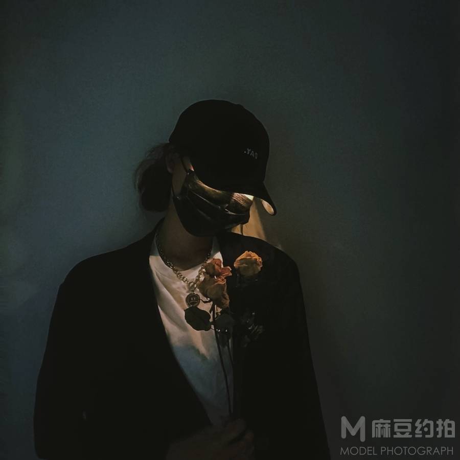 黑白模特