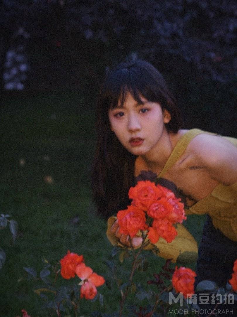 情绪模特