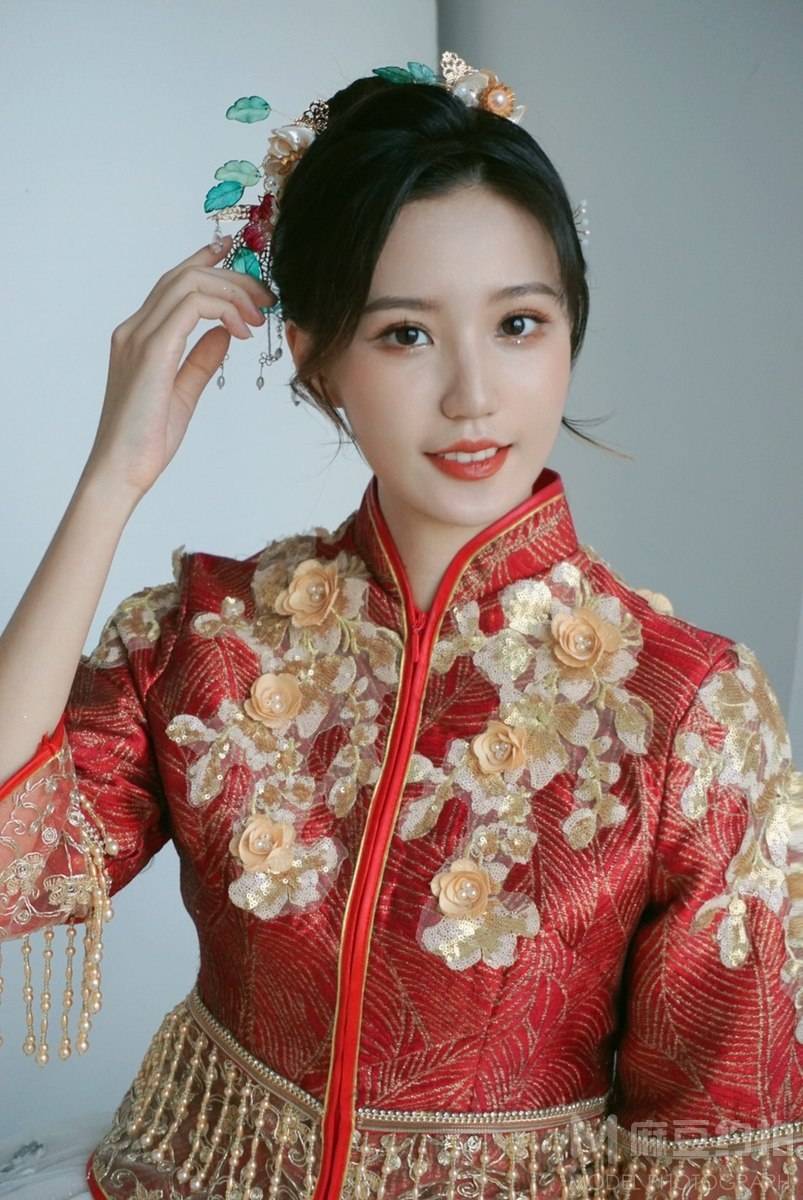 妆容模特