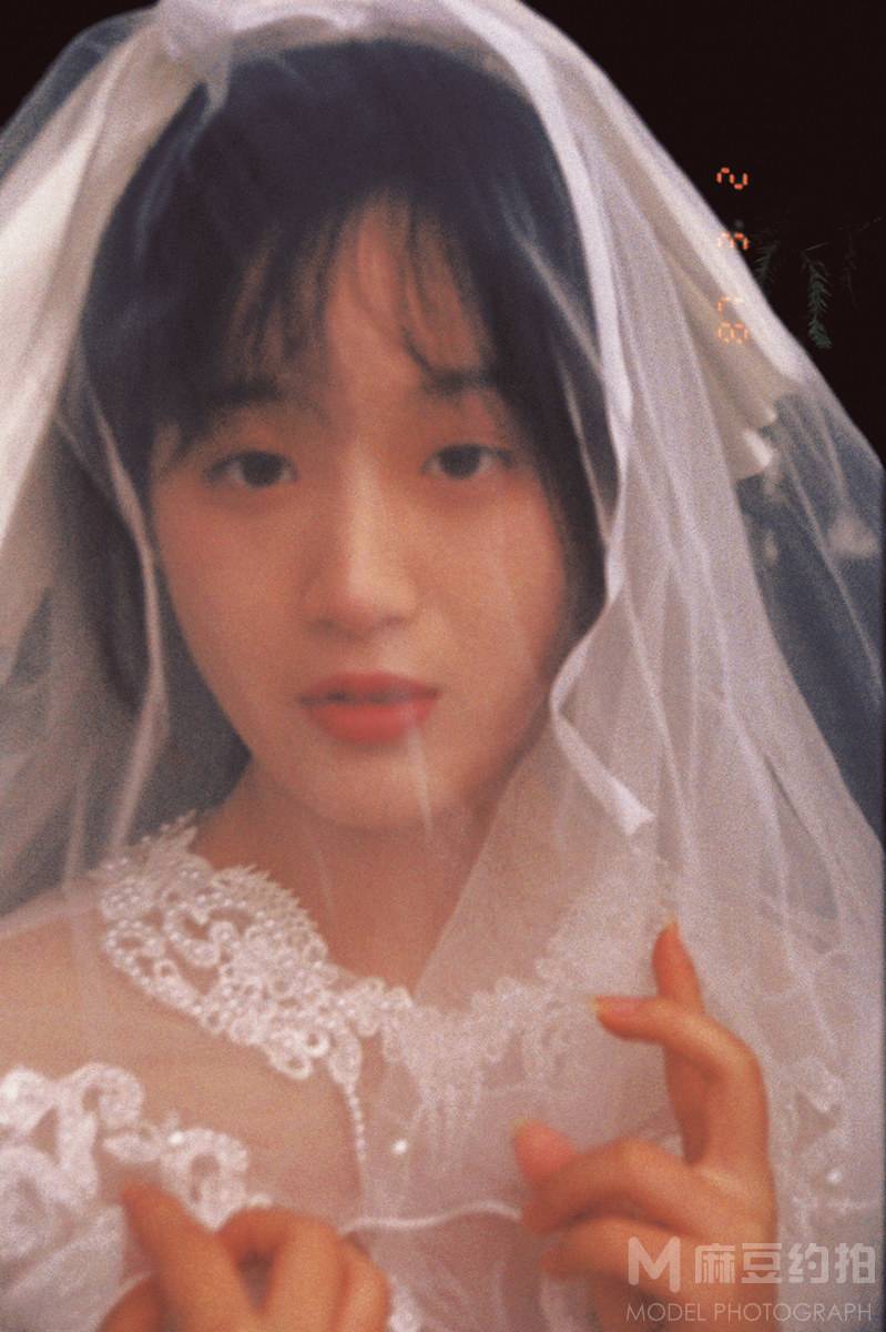 胶片模特