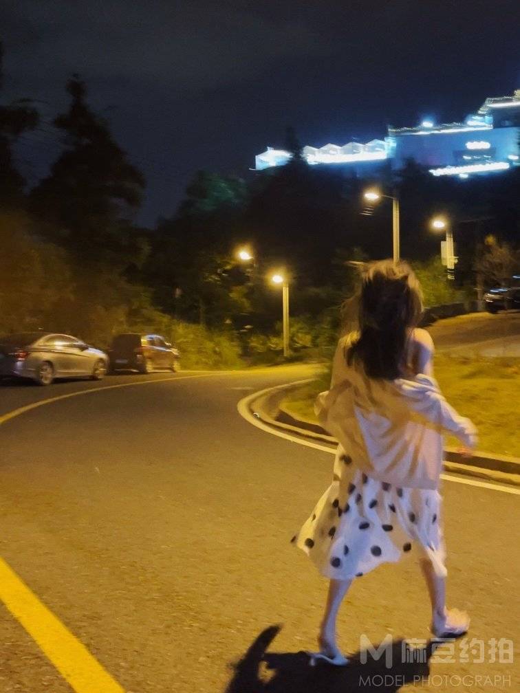 夜景模特