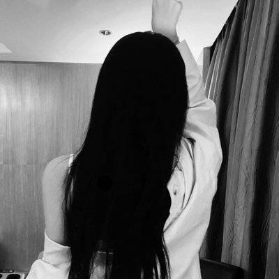 黑白模特