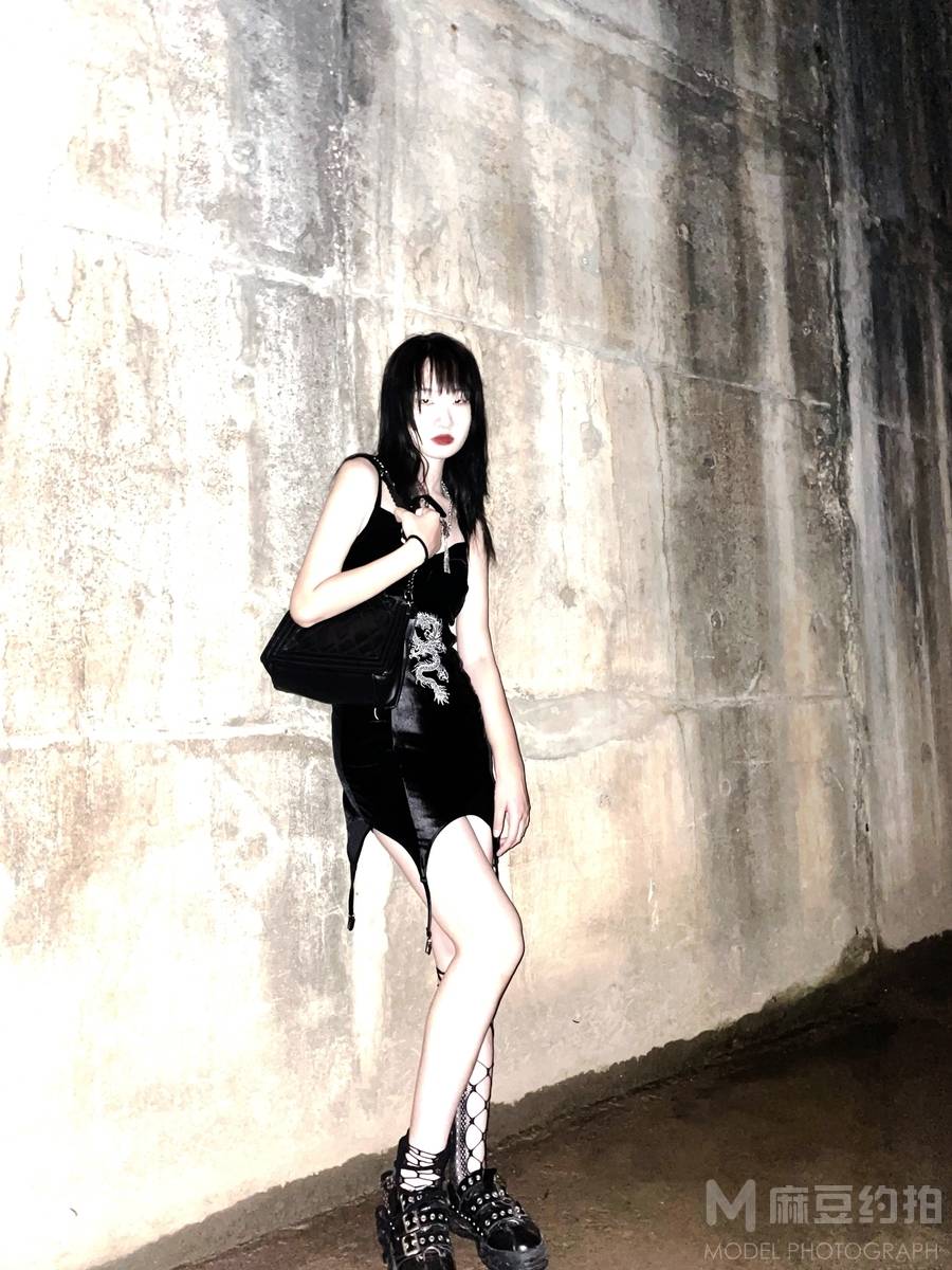 暗黑模特