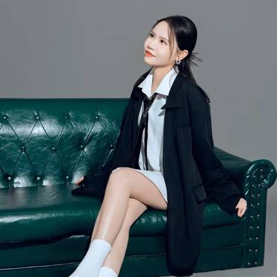 宝丽来模特