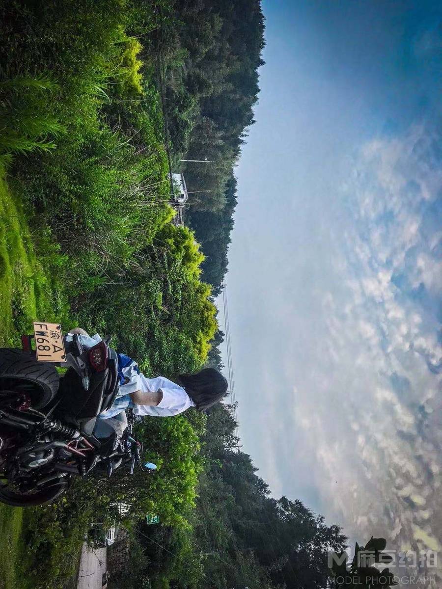 纪实模特