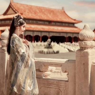 汉服模特