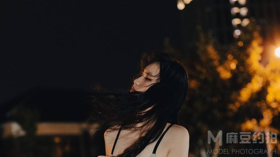 夜景模特