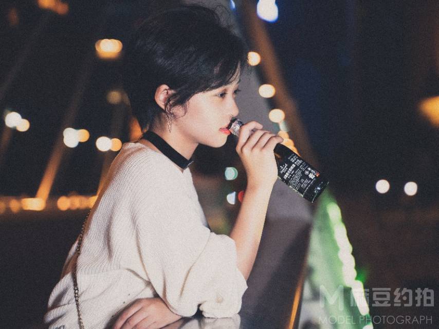 夜景模特