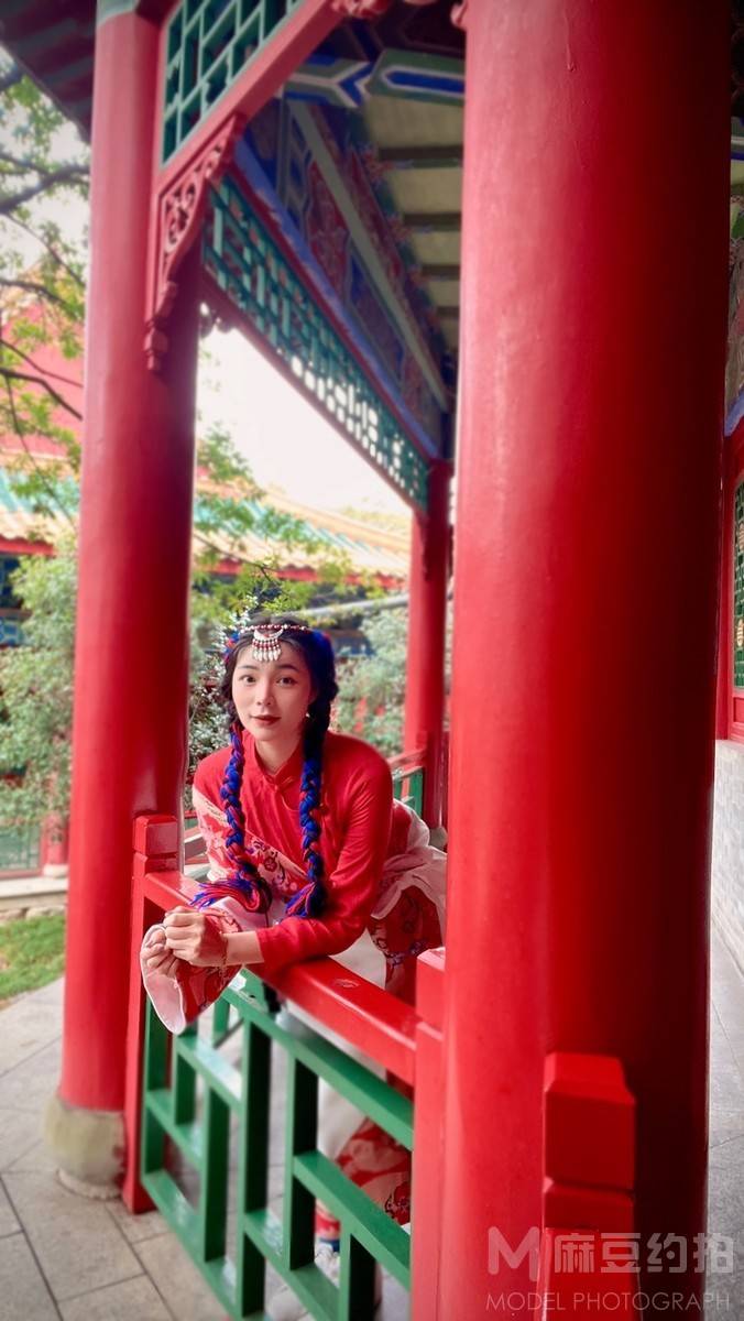 汉服模特
