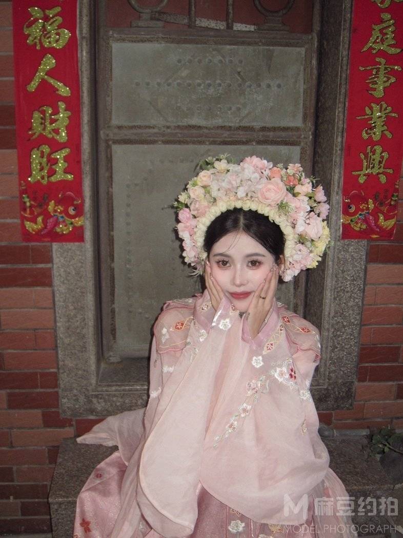 胶片模特