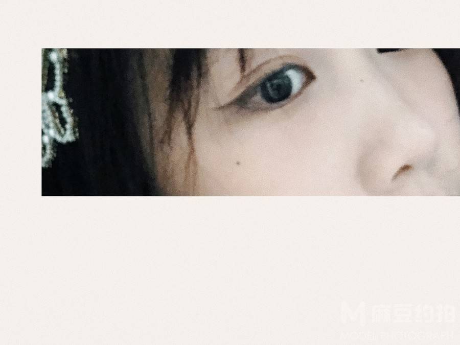 胶片模特