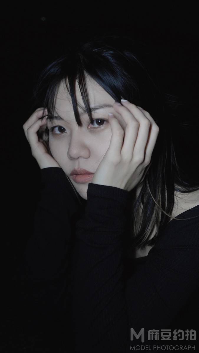 胶片模特