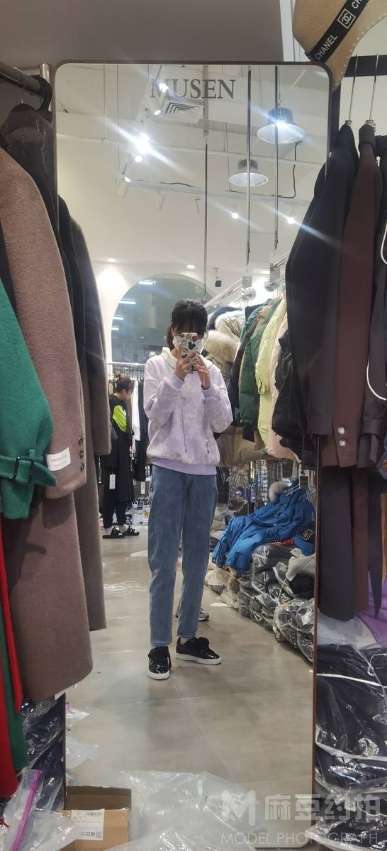清新模特