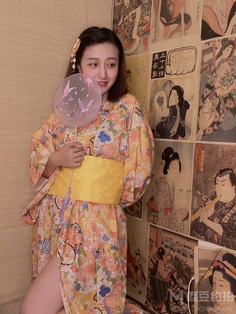 和服模特