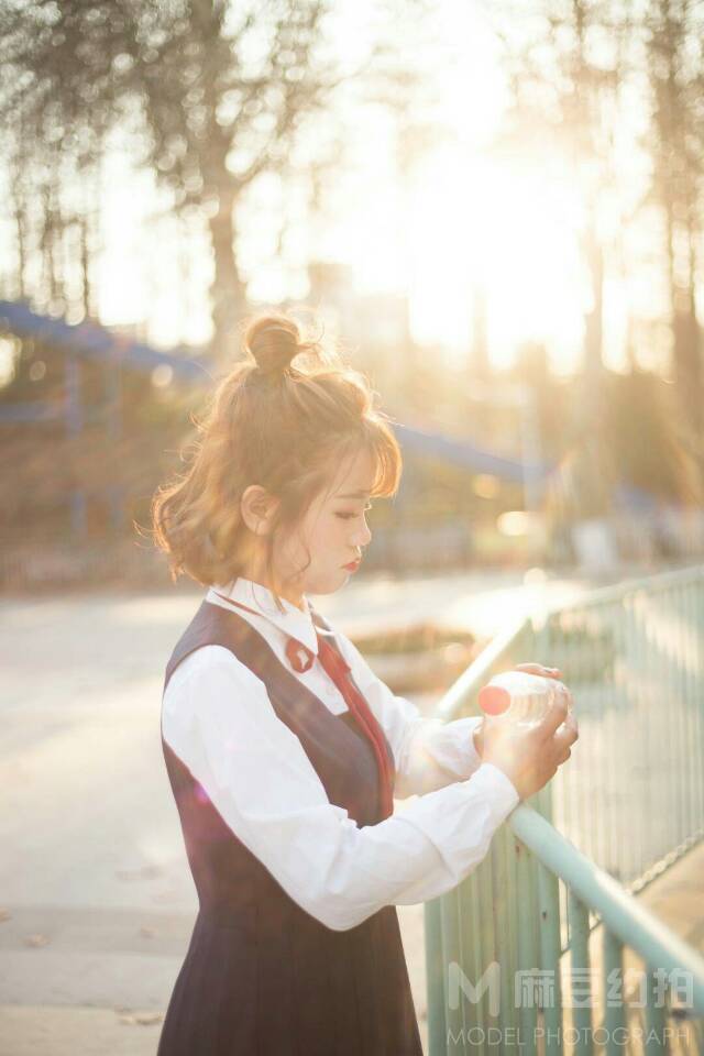校园模特
