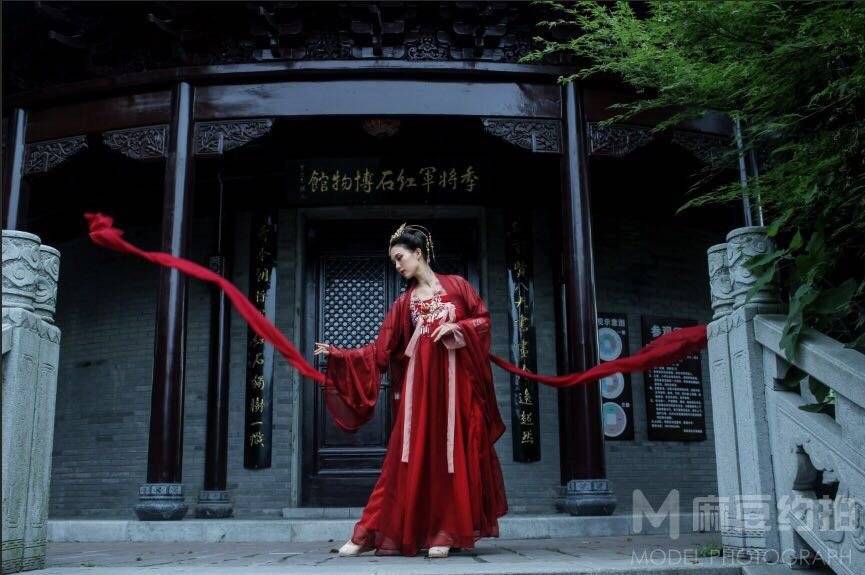 汉服模特